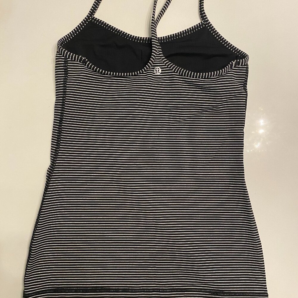 LuLulemon Workout Tank with built in bra